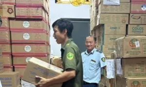 Long An phát hiện gần 12.000 lon sữa không rõ nguồn gốc Long An phát hiện gần 12.000 lon sữa không rõ nguồn gốc