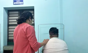 Hai tuần đầu 'địa ngục' của người uống thuốc trầm cảm